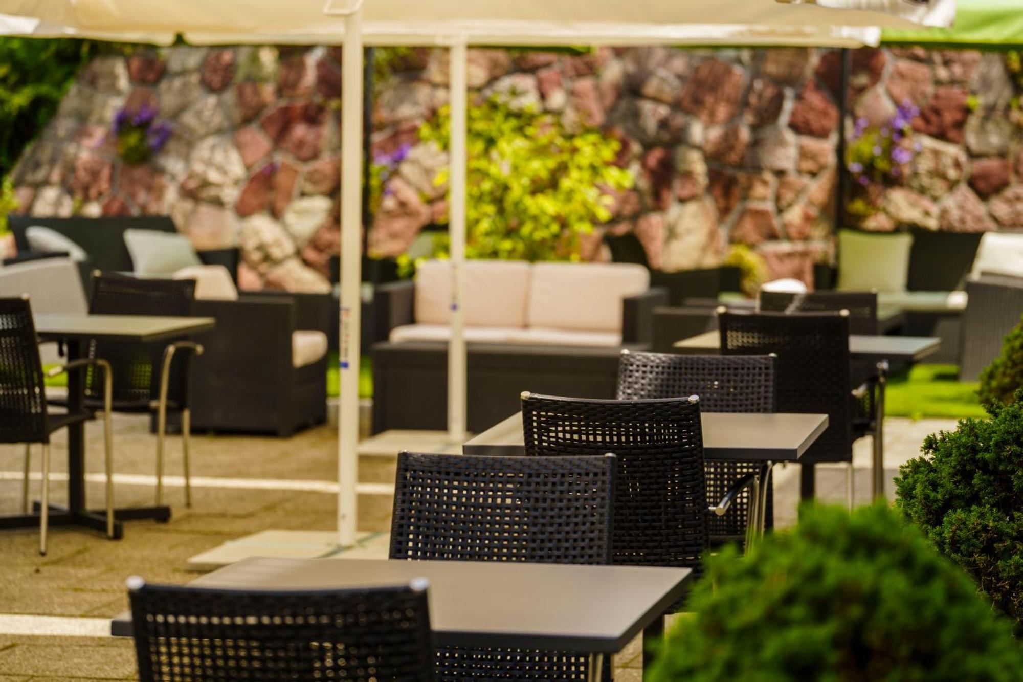 Hotel Seeblick Smart Roessli *